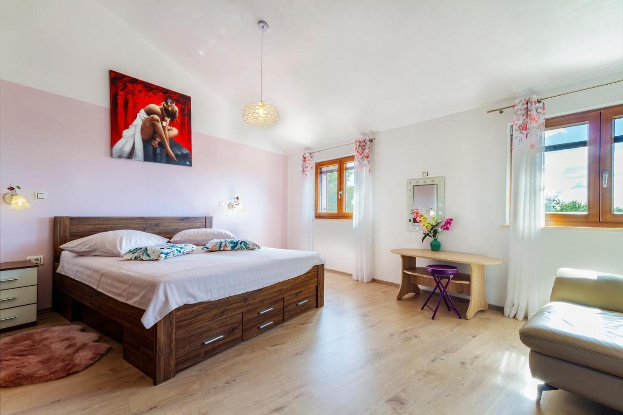 Magic Holiday Apartment Bale Kültér fotó