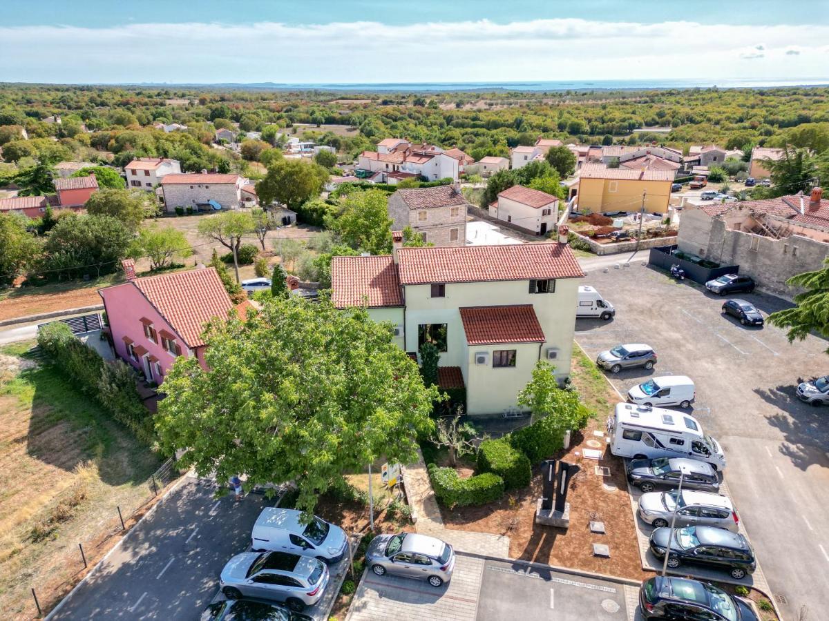 Magic Holiday Apartment Bale Kültér fotó